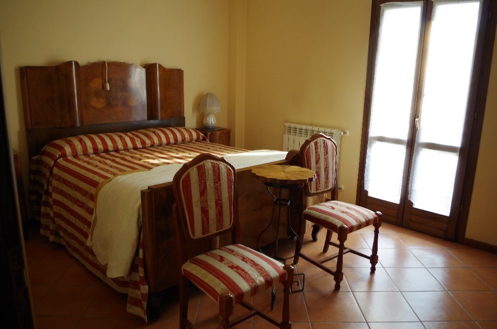 BED & BREAKFAST